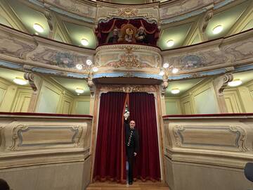 “Sotto lo stesso cielo” Al via un’intera notte a teatro per i piccoli