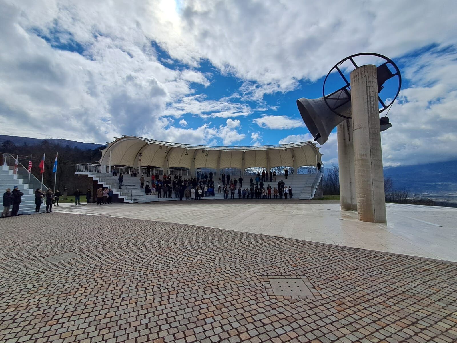 Immagine: Il piazzale della Campana evento 16.03