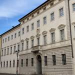 Palazzo Alberti Poja  verso nord Palazzo Alberti Poja  verso nord