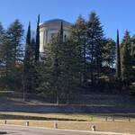 Immagine: sacrario parcheggio