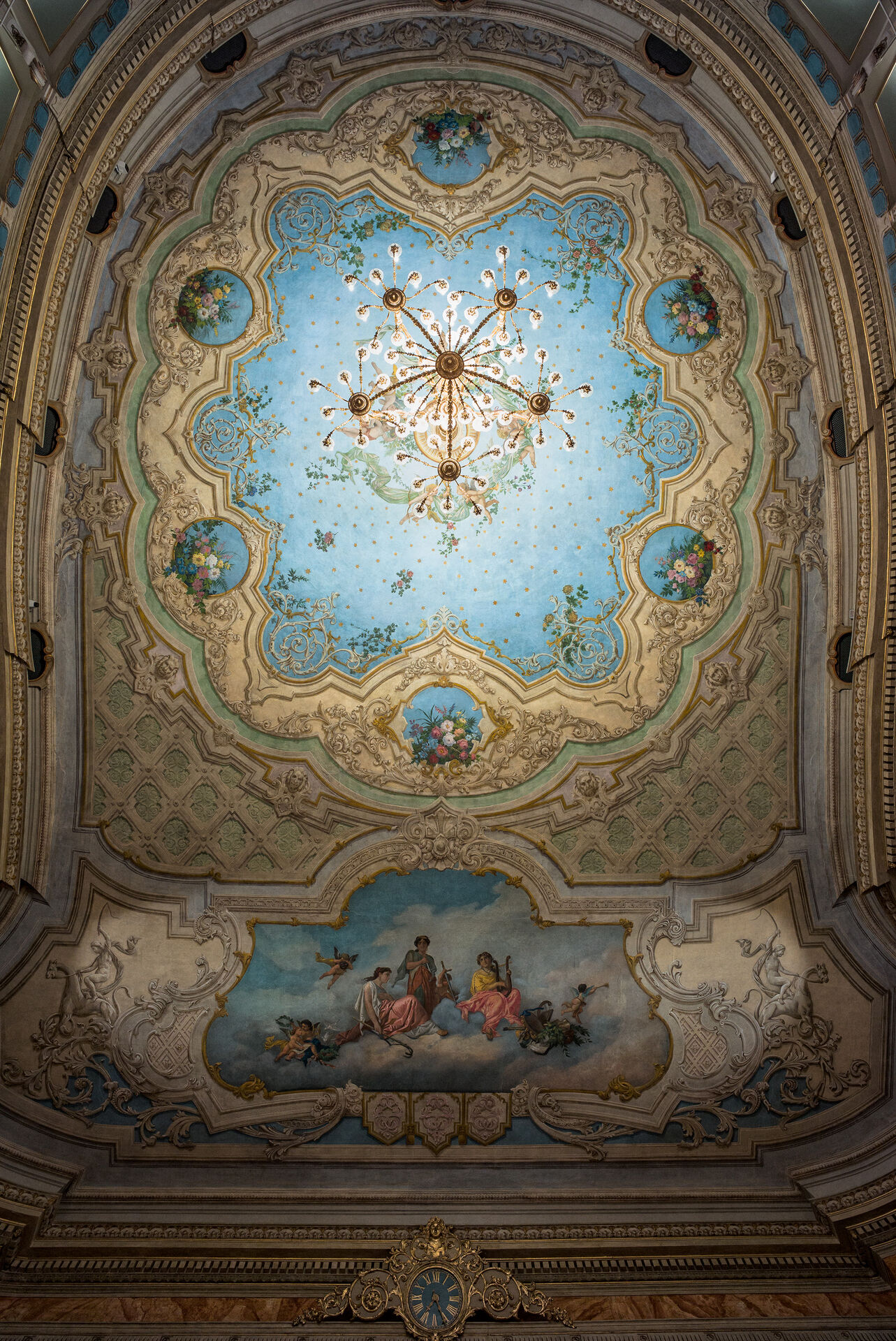 Teatro comunale Riccardo Zandonai / Luoghi / Amministrazione / Comune