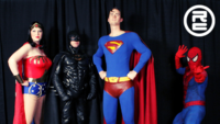 Cosplayer Superman Wonder Woman Batman Uomo Ragno