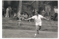 Comperini colpisce di rovescio