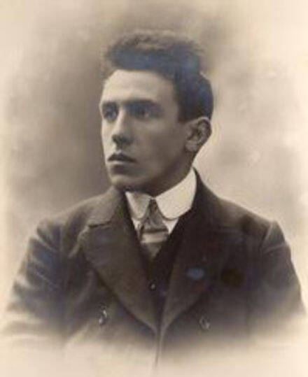 Ritratto giovanile fotografico di Riccardo Zandonai