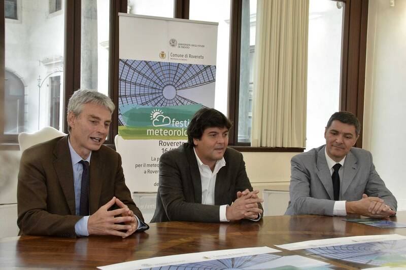 Collini Valdua e Zardi al tavolo della conferenza
