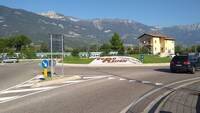 rotatoria Cavallo via del Garda